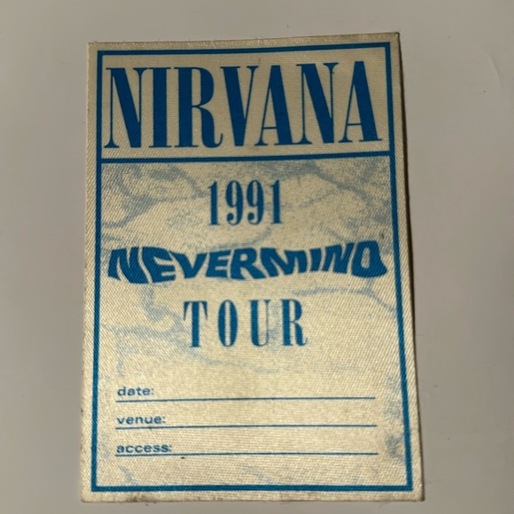 Very rare NIRVANA 1991 Nevermind tour backstage pass. - Picture 1 of 3
